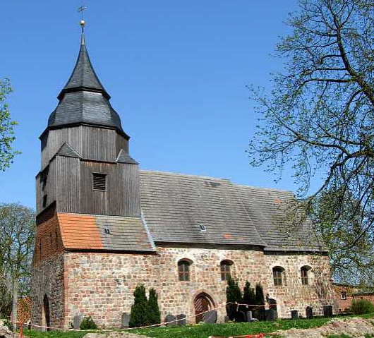Datei:Die Dorfkirche von Wilsickow.png